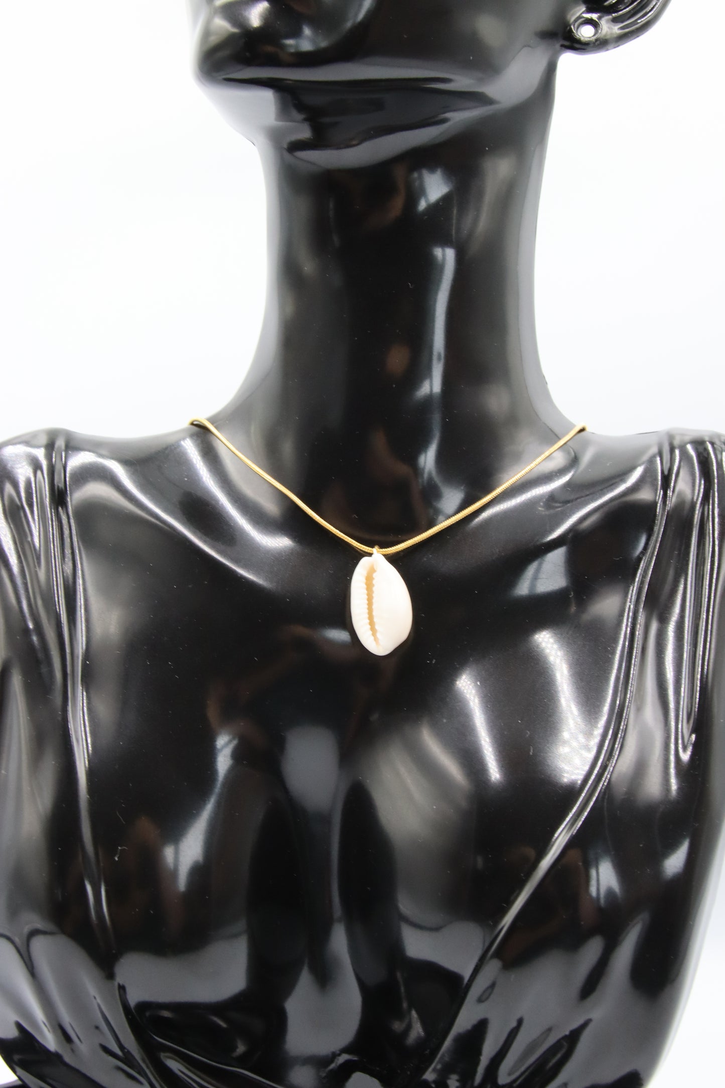 Shell Necklace (45cm)