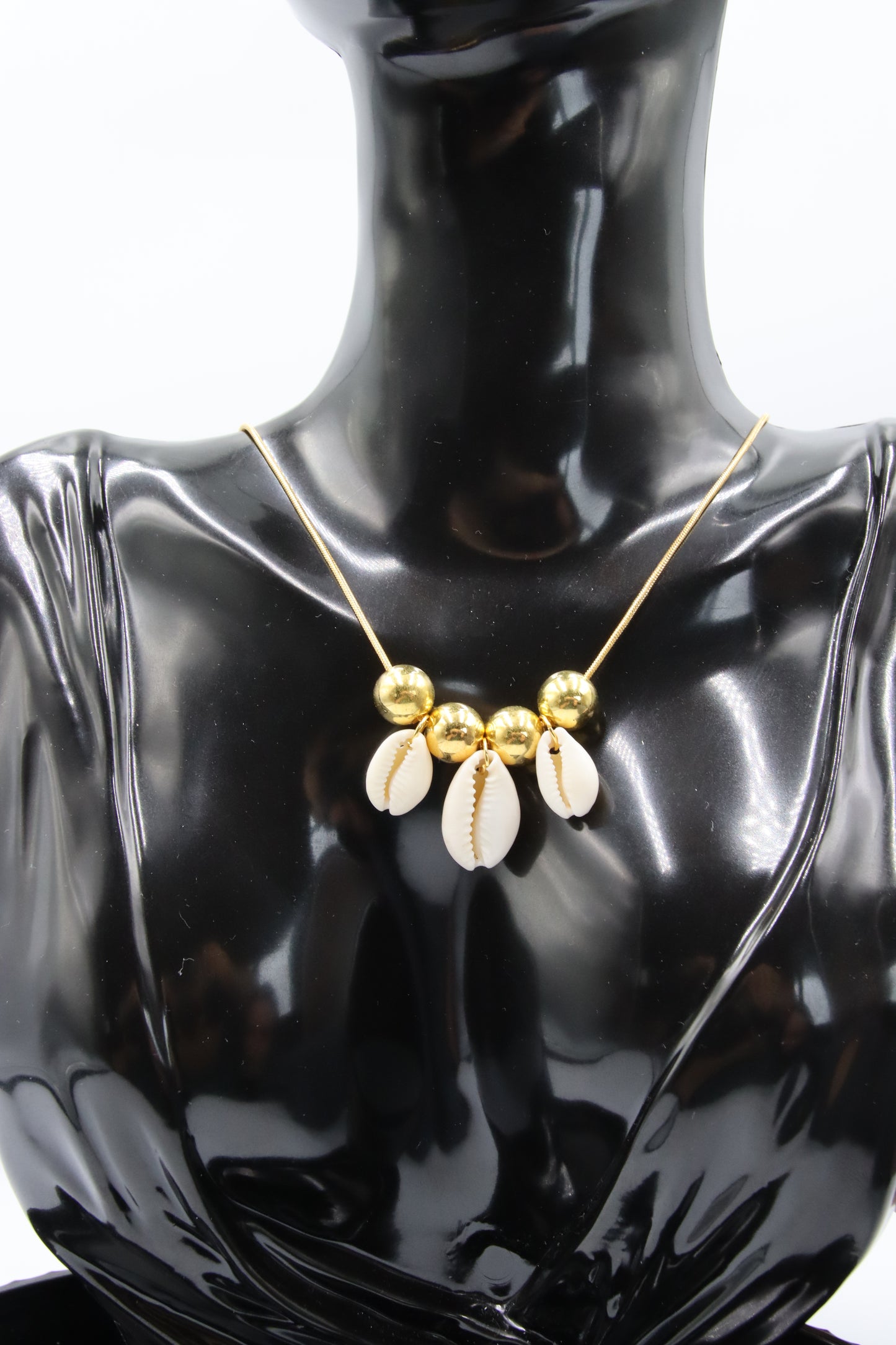 Shell Necklace (45cm)