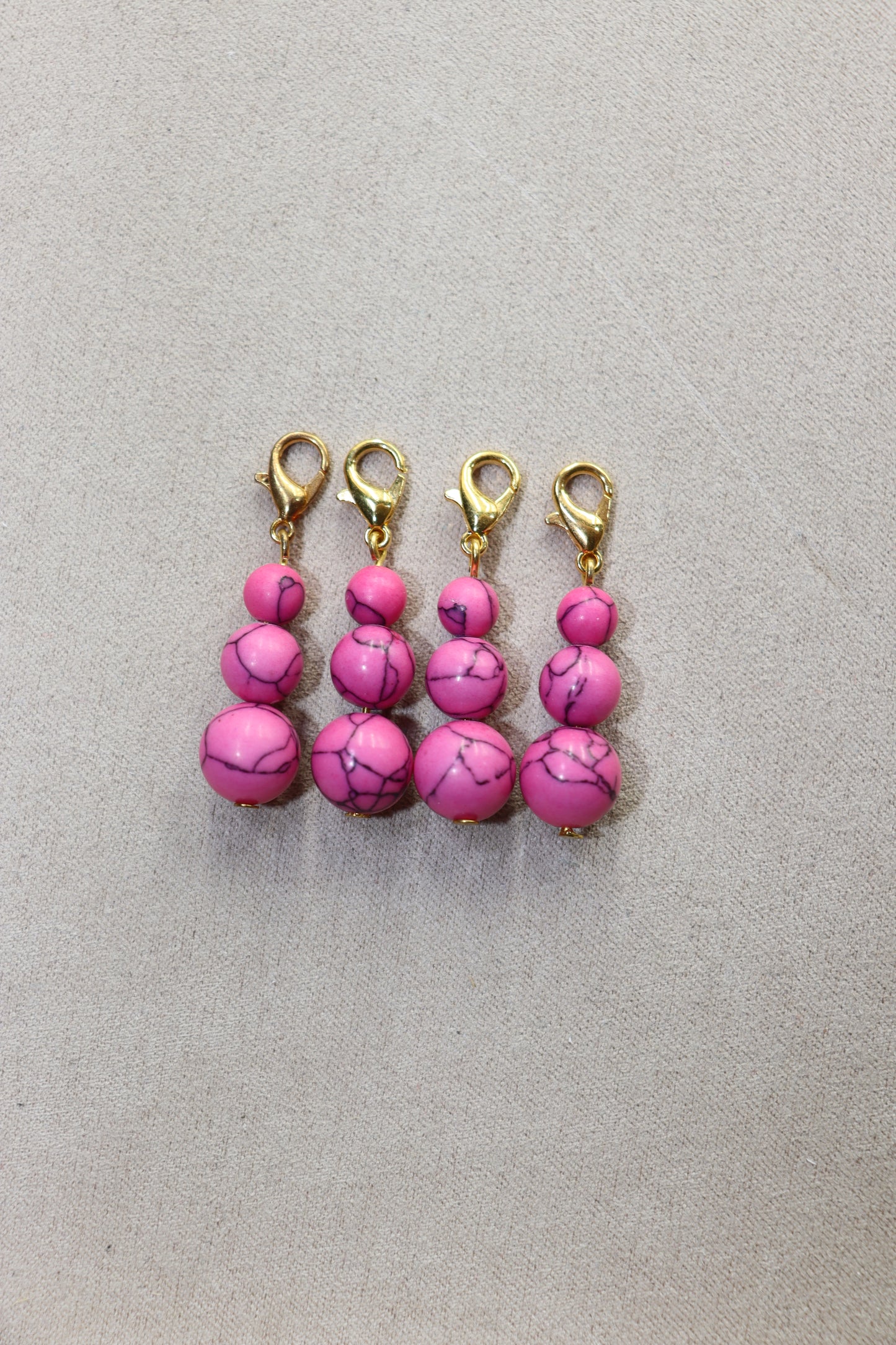 Zipper Pull Gold