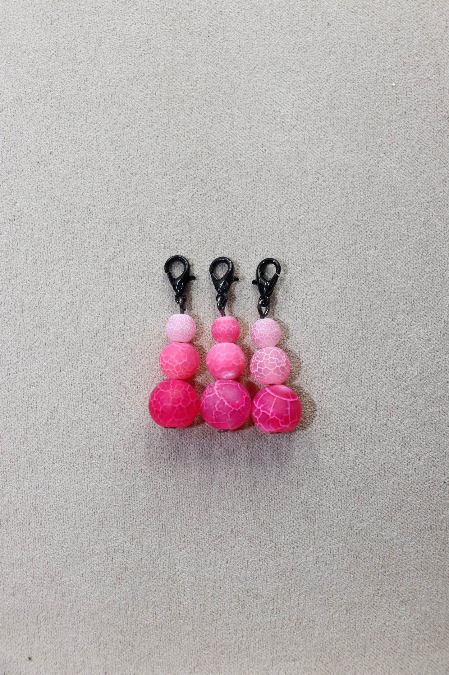 Zipper Pull Black