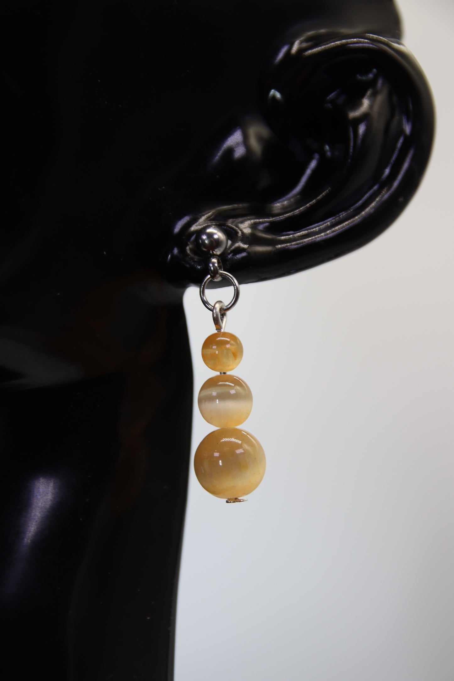 Cats Eye Teardrop Stud Earrings (Gold/Silver)