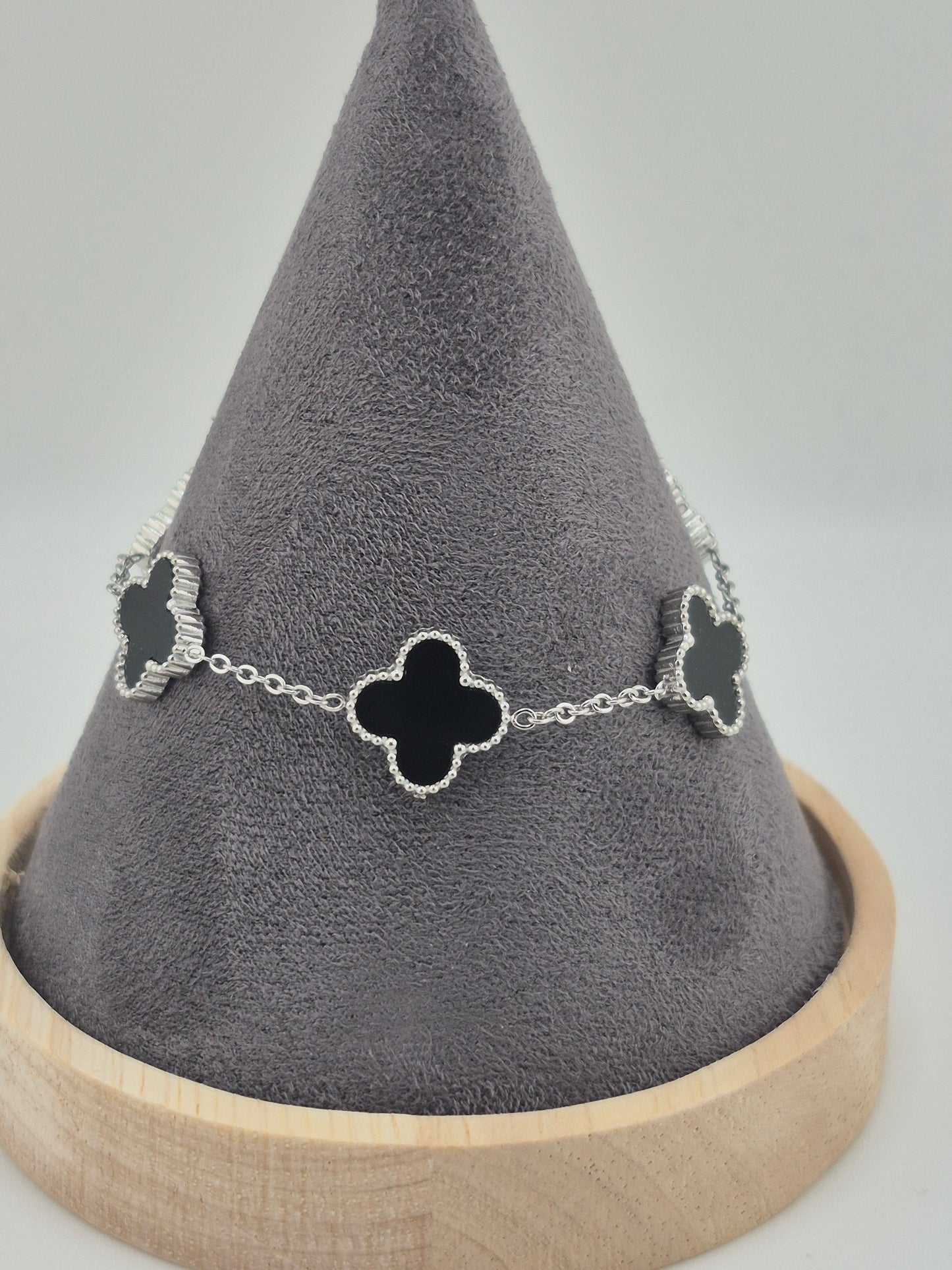 Bracelet, Clover, Onyx, Stirling Silver (Gold and Silver), 3 Sizes