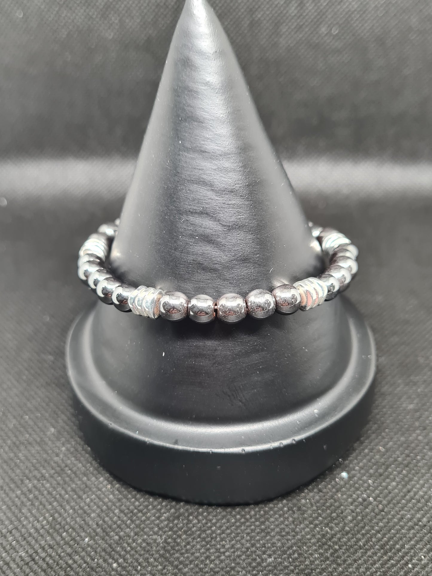 Sophisticated Hematite Memory Bracelet, Single Strand