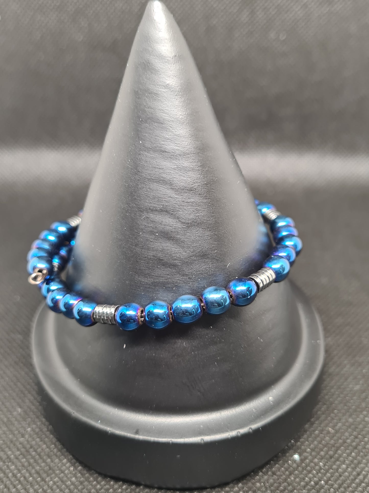 Sophisticated Hematite Memory Bracelet, Single Strand