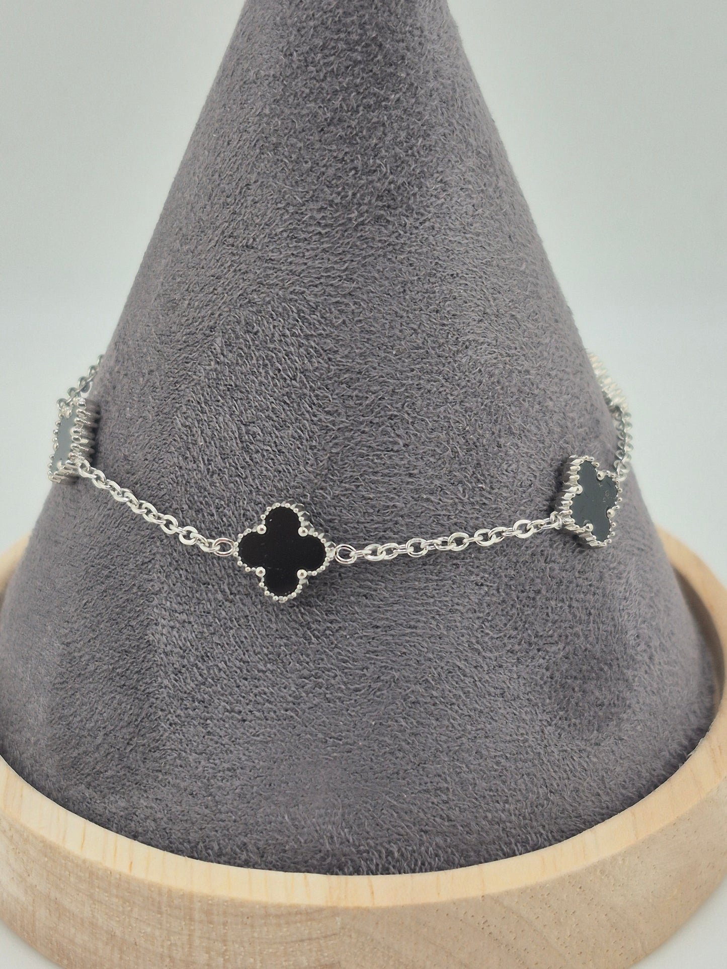 Bracelet, Clover, Onyx, Stirling Silver (Gold and Silver), 3 Sizes