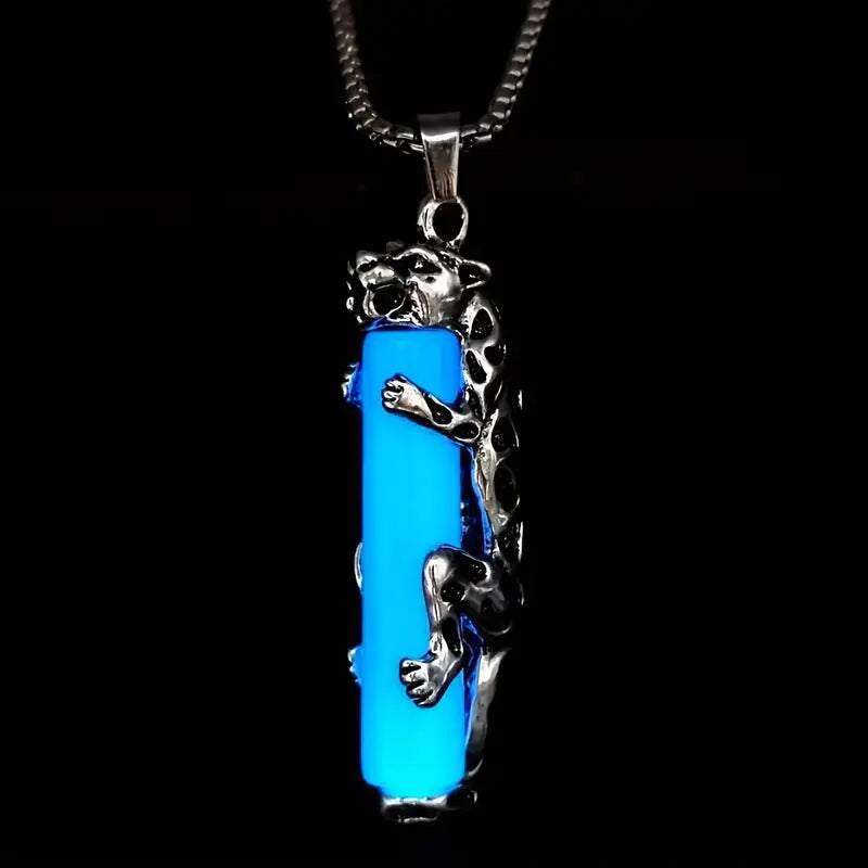 Cheetah Necklace, Luminous