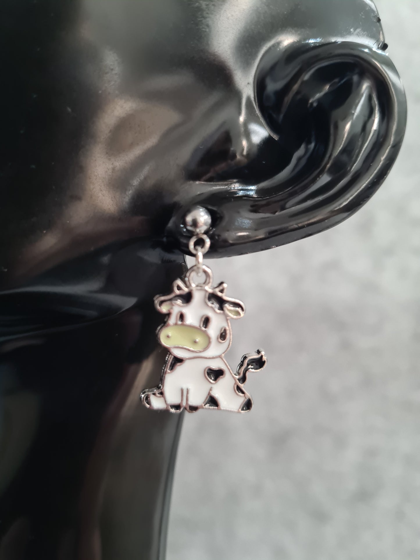 Cow Stud Earrings (Gold/SIlver/Rose Gold)