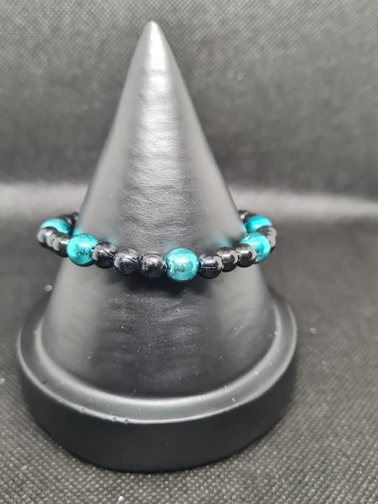 Black & Blue (18cm)