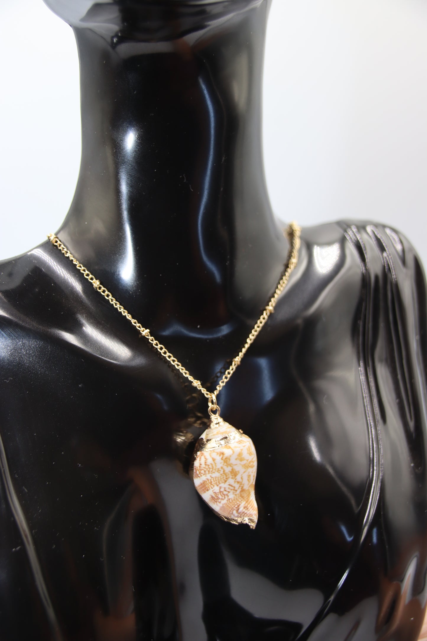 Natural Shell, Gold Tones Pendant, Necklace
