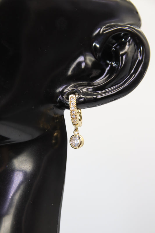 Elegant Woman Drop Earrings, 18K Gold Plated
