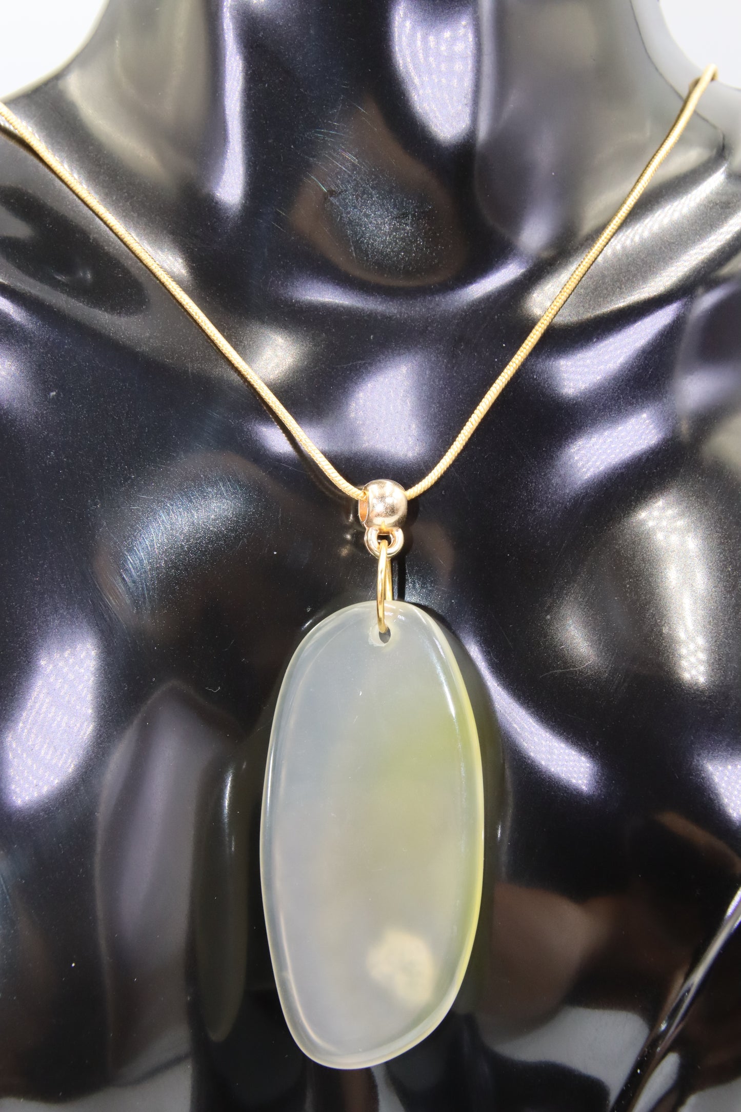 Sliced Agate Necklace, Gold