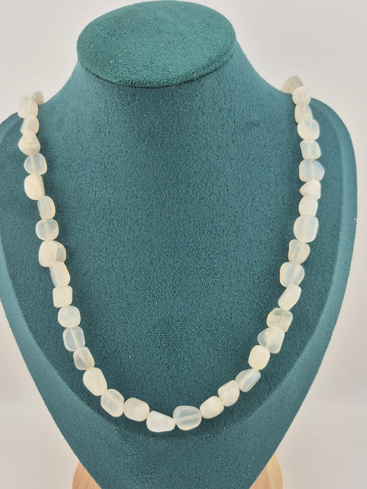 Necklace, White Moonstone, 70cm