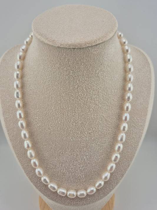 Necklace, Natural Cultured Freshwater Pearl, Creamy White, 40.5cm (Choker)