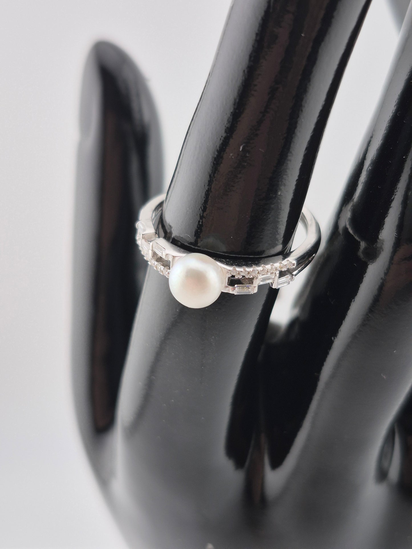 Ring, Natural Freshwater Pearl, Sterling Silver