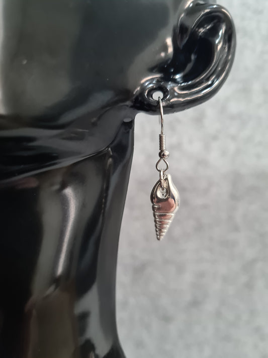 Plastic Sea Earrings (Shepherd Hook)