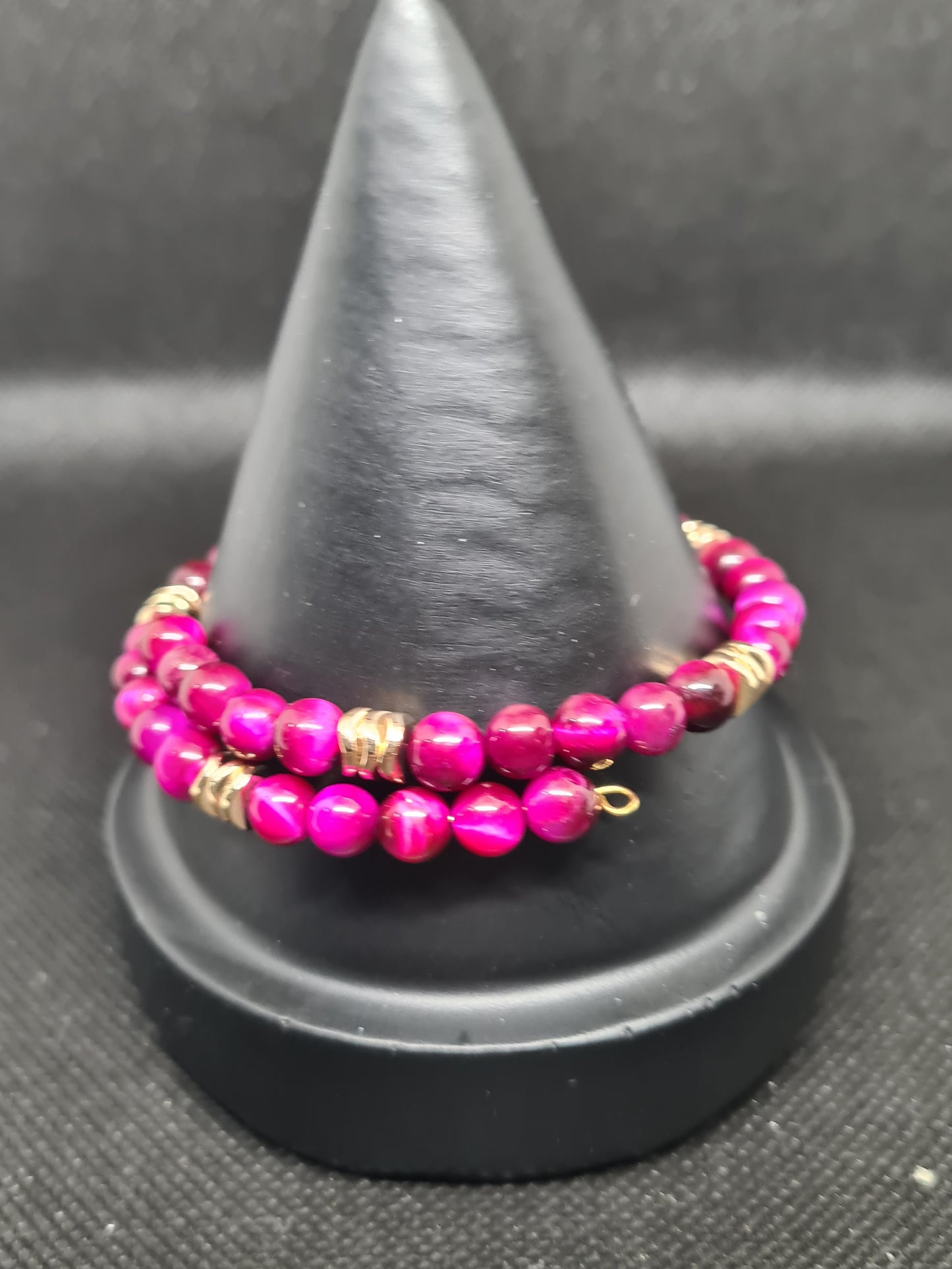 Sophisticated Tiger Eye Bead Memory Bracelet, Single Strand